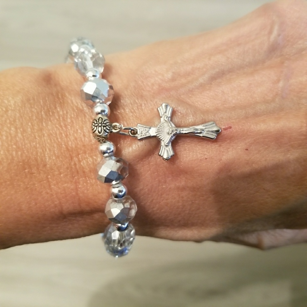 Holy Cross Beaded bracelets, silver color